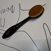 Кисточка, пензлик для макіяжу