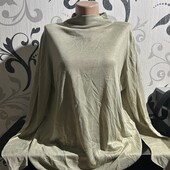 Светр/гольф, р.18 в гарному стані