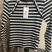 Тоненька кофта Stradivarius