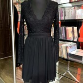 Красива вечірня сукня з мережива