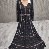 Шикарное трикотажное платье, р.36(евро)