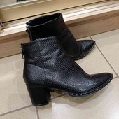 Ботінки фірмові 39р