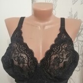 Новий! Бюстгальтер на кісточках Triumph 85D