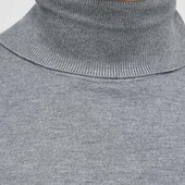 6397..вязаний тонкий трикотажний гольф livergy