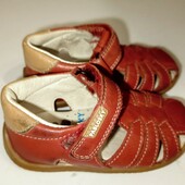 детские сандали