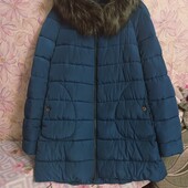 Тепла зимова куртка, ідеальний стан.