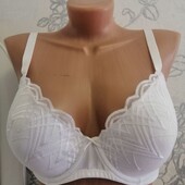 Новий! Красивий бюстгальтер на кісточках George 85С