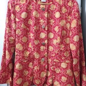 Яскравий красивий костюм з спідницею. Розмір 16, наш 52-54. Дивіться заміри