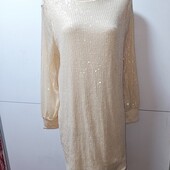 Молочна сукня в паєтках