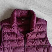 Uni Qlo брендовая лёгкая стёганая жилетка пух!!!! цвет марсала размер XS S нюанс