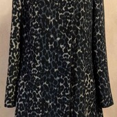 Стильное пальто, модный принт,р. 16(50-52)!