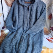 Теплый и оочень приятный к телу,воздушное облако)