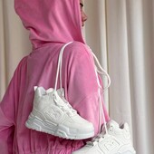 Стильні теплі зимні кросівки в наявності 36-41 розмір якість класна