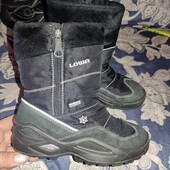 Класні теплі оригінальні чоботи lowa 33 розмір
