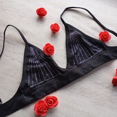 Бюстгальтер в рубчик чорний зі стразами primark