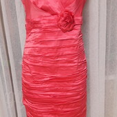 Розпродаж святкових суконь! Яскрава сукня