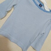 Смугаста бавовняна кофтинка на 5-6 років.