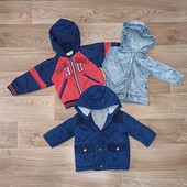 2 курточки та тепленька кофта на хлопчика 6-9 місяців.