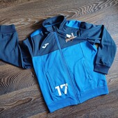 Спортивна кофта на хлопчика. 8 років