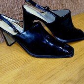 Лаковые итальянские c открытой пяткой