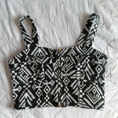 Топ з відкритою спиною