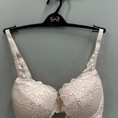 357. Бюстгальтер мереживний 70D