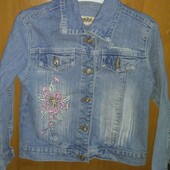 Фирменная джинсовая куртка на девочку 5 лет