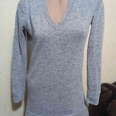 Меланжева легка кофта xs розміру,в грудях 94 см.