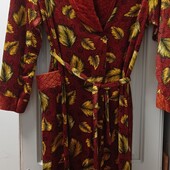 Тепленький вілюровий халатик. Розмір L - XL, дивіться заміри