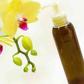 Гідрофільна олія з чистотілом для лиця і тіла