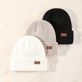 Стильна тепла шапка, універсальна, 3 кольори на вибір