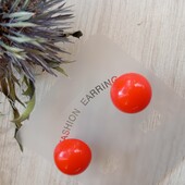 Червоні сережки гвоздики , цвяшки