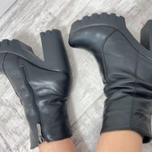 Зимние кожаные сапоги ботинки с набивным мехом на тракторной подошве