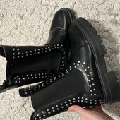 Черевики жіночі