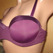 Бюстгальтер від Primark Розм 32/70В