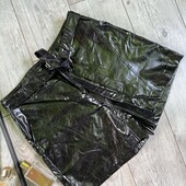 Розпродаж магазину! Крутезні лакові шорти мьята тканина є кармани пояс завьязуеться на бант