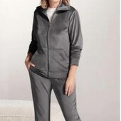 Жіночій велюровий костюм xs eur 32/34 повномір