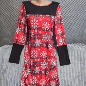 Симпатичное трикотажное новогоднее платье, р.L/XL