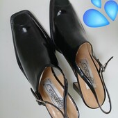 Лаковые с открытой пяткой Bopperia (Италия) указан р.36 (ньюанс