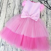 Нова ніжна нарядна сукня