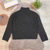 Стильовий теплий светр , стан нової речі