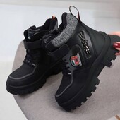 Черевики зимові для хлопчика, 29 р., якісні, теплі, прорезинений носок