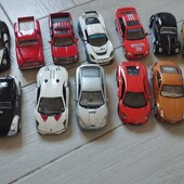 Машини Kinsmart.