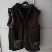 Теплюща зимова жилетка безрукавка