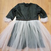 Чудова сукня на свято,7-9 р