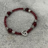 Новинка!Красивый браслет резинка Рубин