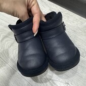 Уггі , розмір 23