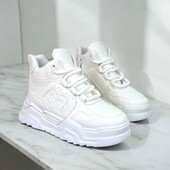 Круті теплющі зимні кросівки в наявності 36-39 розмір якість класна