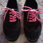 327 Макасини