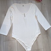В ідеалі без слідів використання боді розмір 16.